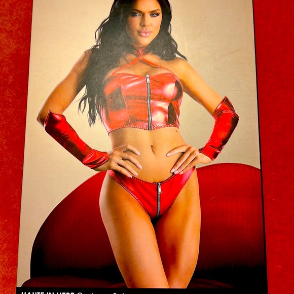 NWT Sexy Red Devil Halloween Costume - Picture 9 of 11